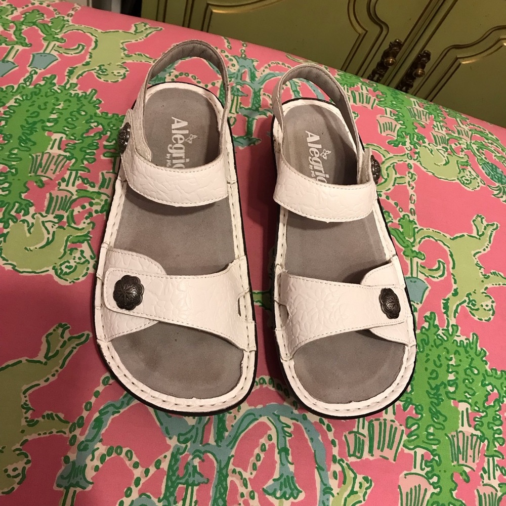 Alegria “Vie” White Leather Adjustable Comfort Sandals | Style 7408 | Size 37 - Picture 2 of 7
